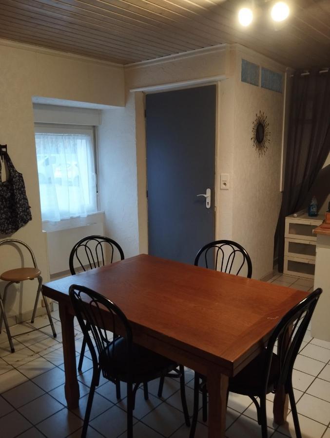 Maison De Village Appartement Rdc Avec Terrasse Gy ภายนอก รูปภาพ