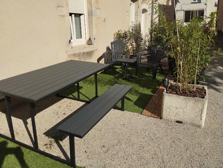 Maison De Village Appartement Rdc Avec Terrasse Gy ภายนอก รูปภาพ